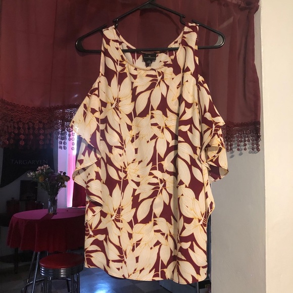 Worthington Women’s Round Neck Short Sleeve Blouse - Picture 1 of 2